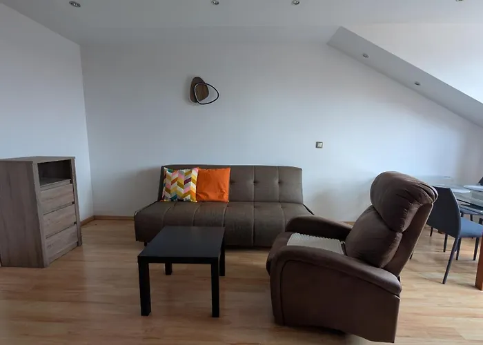 Malt & Monarch Apartment