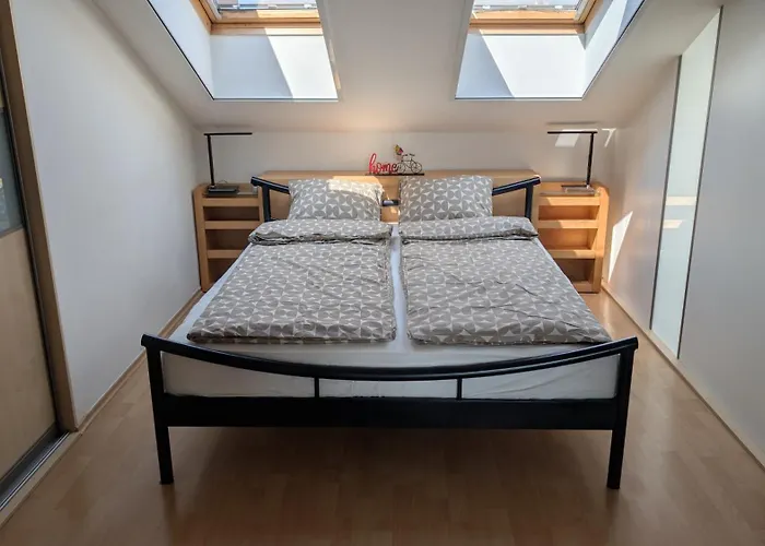 Malt & Monarch Apartment *