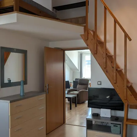 Malt & Monarch * Pressburg